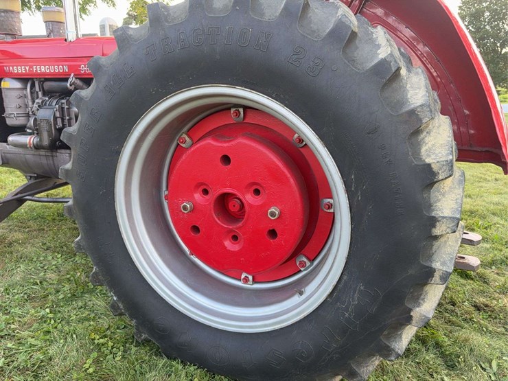 massey-ferguson-98-image-39
