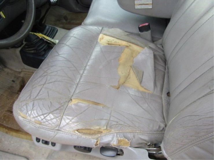 1997-ford-f150-xl-image-32