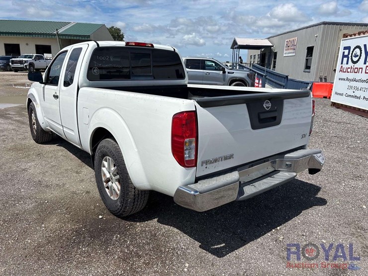 2016-nissan-frontier-image-4