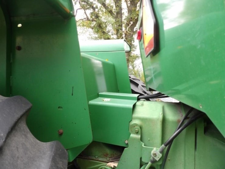 1981-john-deere-8440-image-21