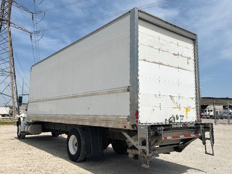 2019-international-durastar-4300-image-2