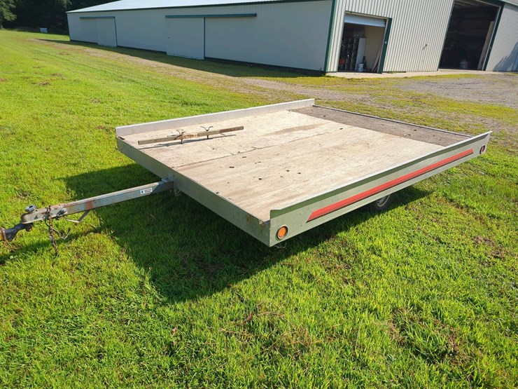 sport-utility-trailer-with-tilt-bed-image-1