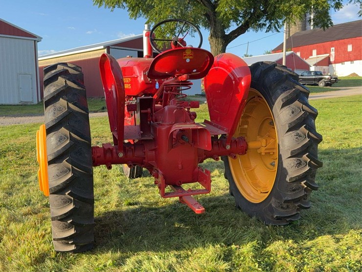 massey-ferguson-30-image-5