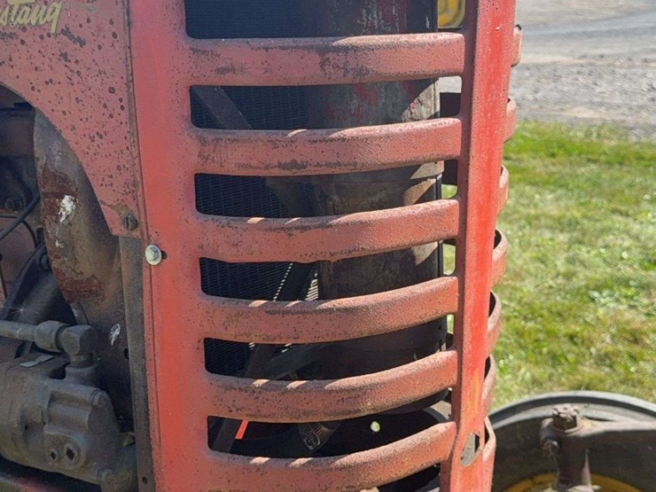 massey-harris-mustang-image-45