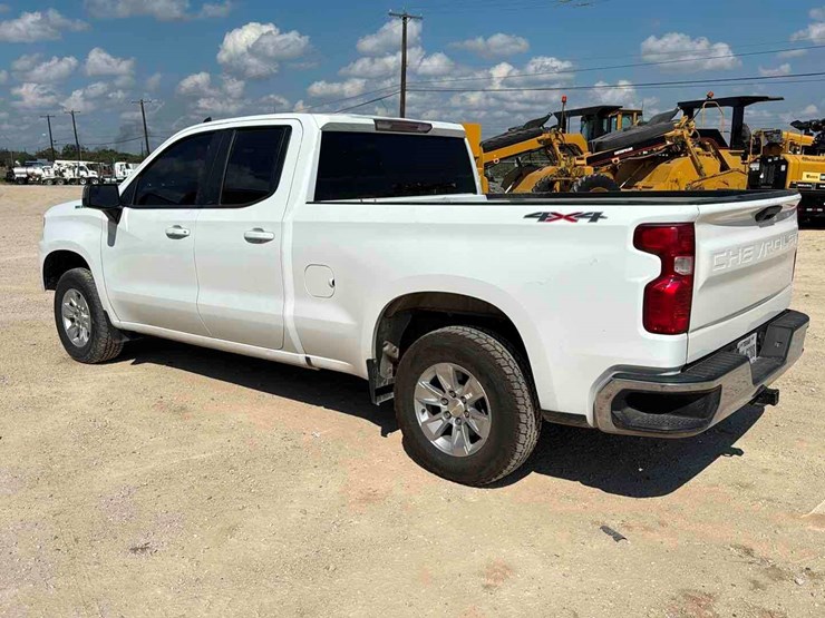 2020-chevrolet-silverado-image-6
