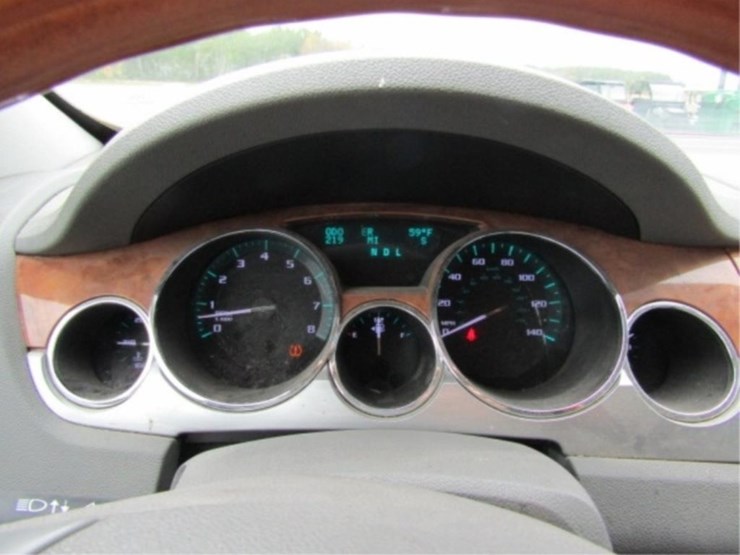 2010-buick-enclave-cxl-image-26