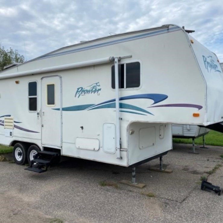 1999 Prowler LS 27 5J 5th Wheel Camper,Tandem Axle