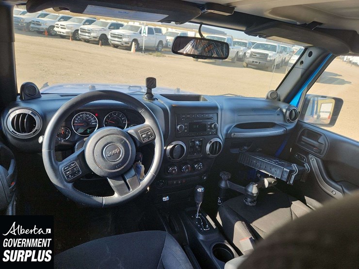 2014-jeep-wrangler-image-19