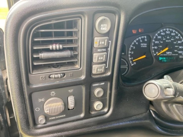 1999-gmc-sierra-1500-image-27