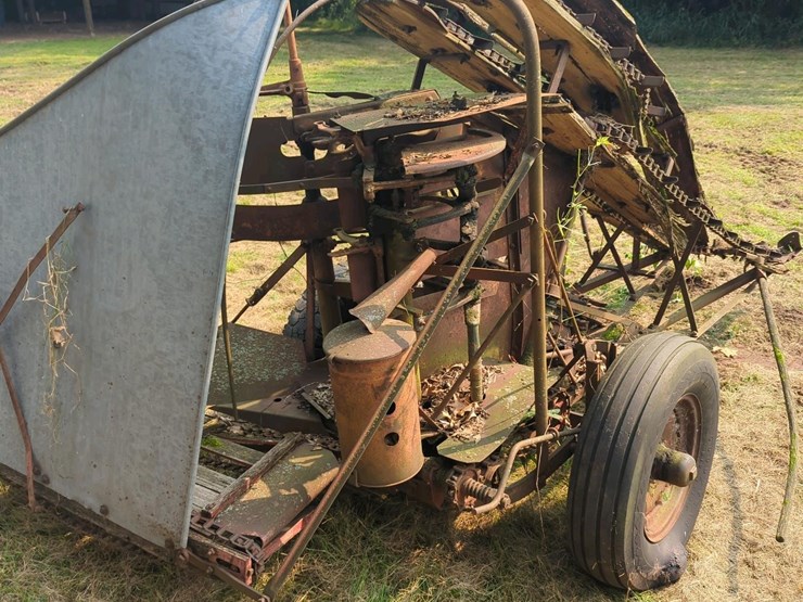 vintage-1-row-corn-binder-image-3