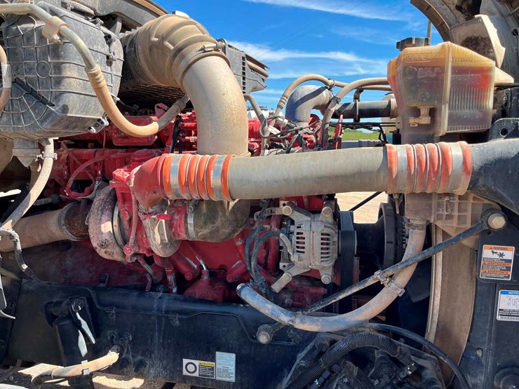 2019-kenworth-t880-image-10