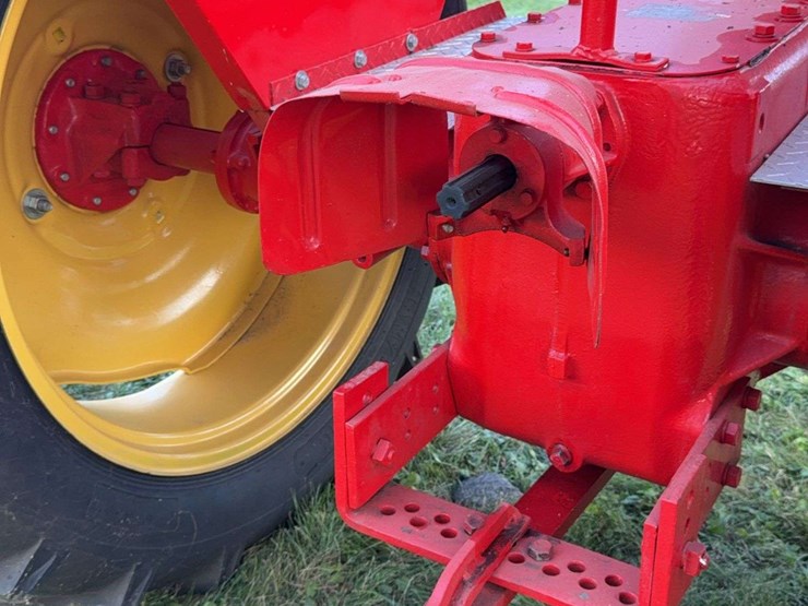 massey-ferguson-350-image-34