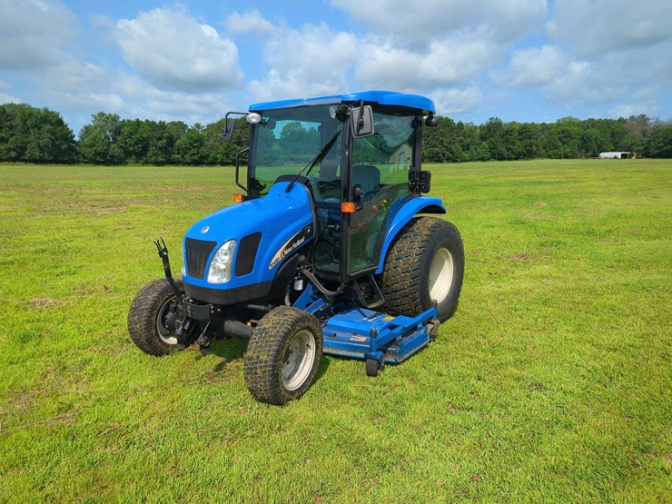 new-holland-tc45da-image-2