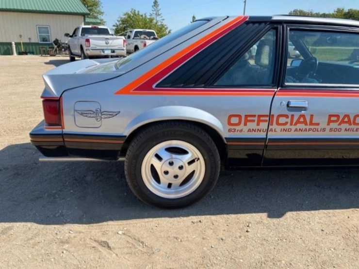 1979-ford-mustang-official-pace-car,-5.0l-v8,auto-image-17