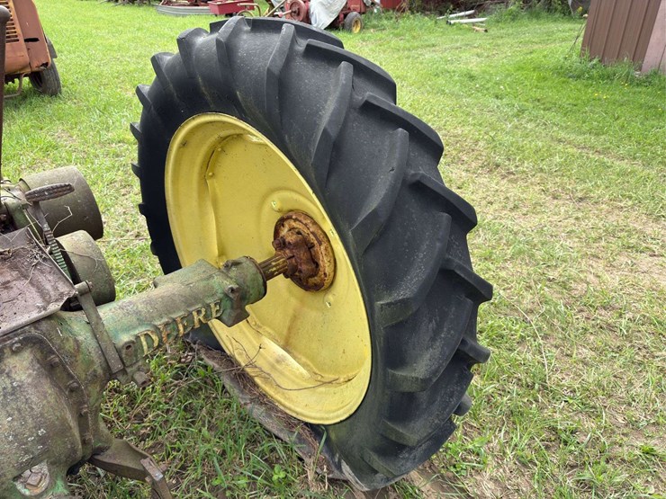 john-deere-model-b-image-7