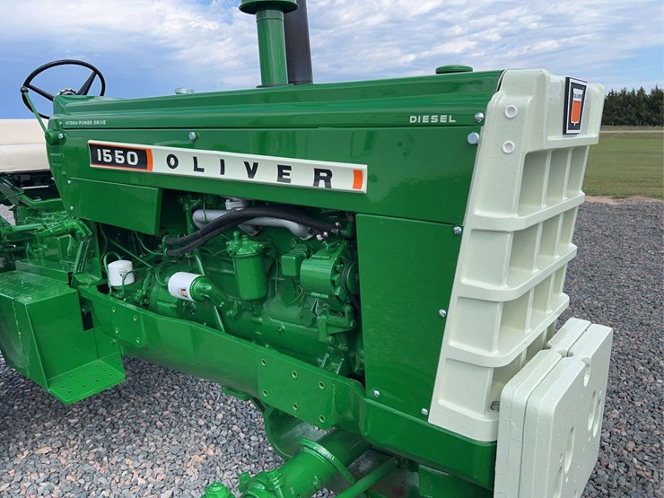 1967-oliver-1550-image-12
