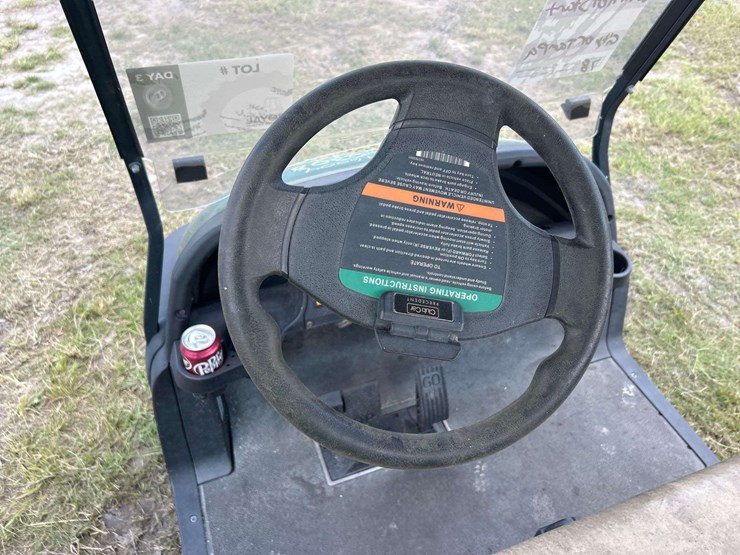2014-club-car-electric-cart-image-8