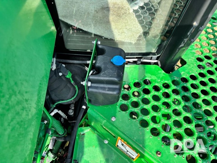 2018-john-deere-r4038-image-120