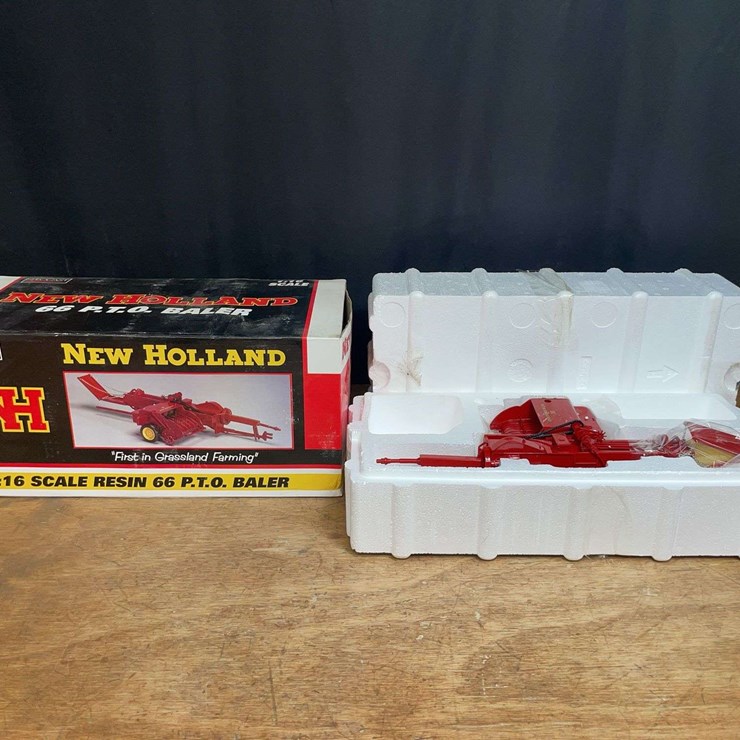 NEW HOLLAND 66