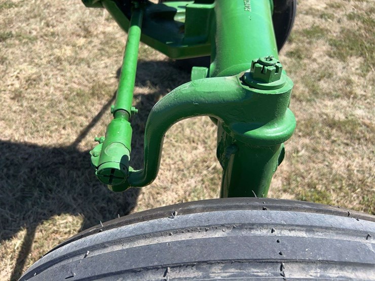 john-deere-model-b-image-22