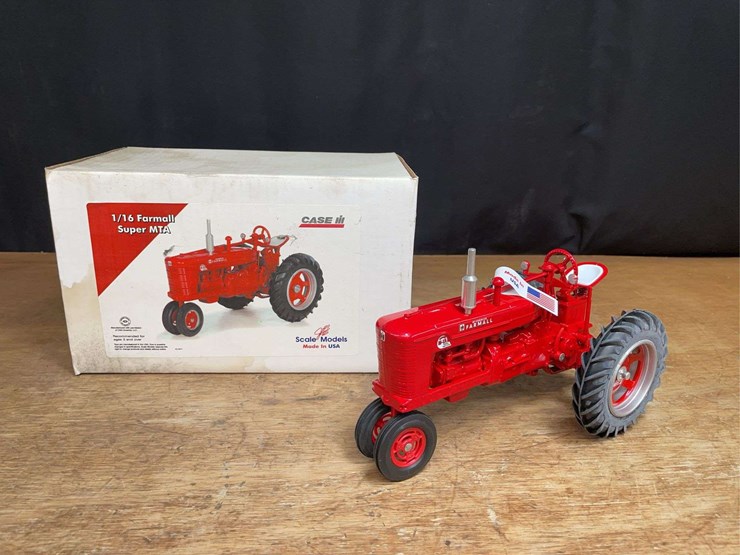 1/16-farmall-super-m-ta-nib-sm-image-1