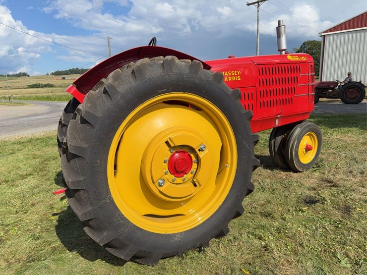 massey-ferguson-101-image-7