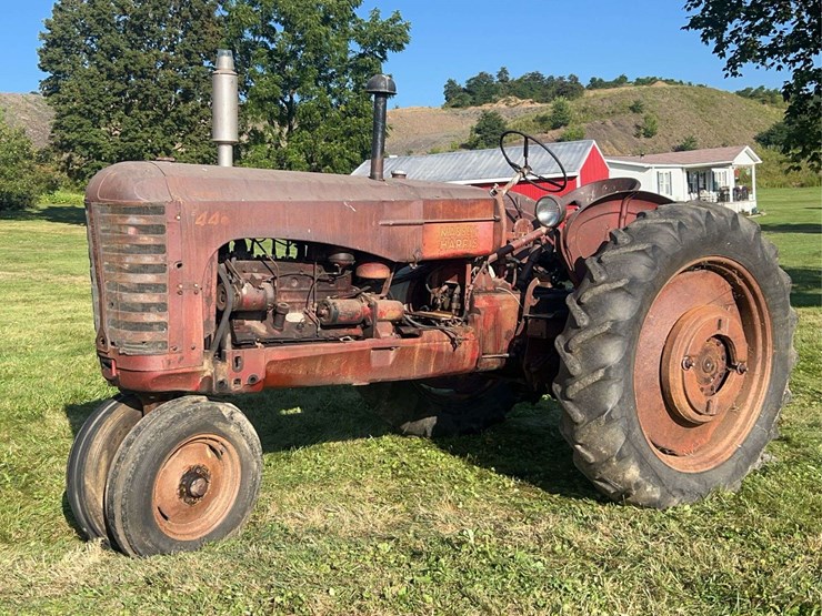 massey-ferguson-44-image-1