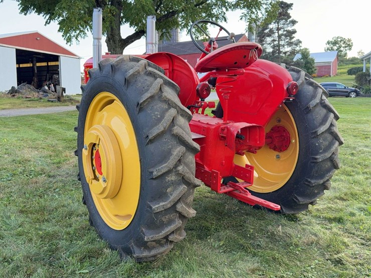 massey-ferguson-350-image-6