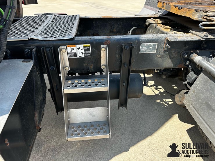 2015-kenworth-t440-image-20