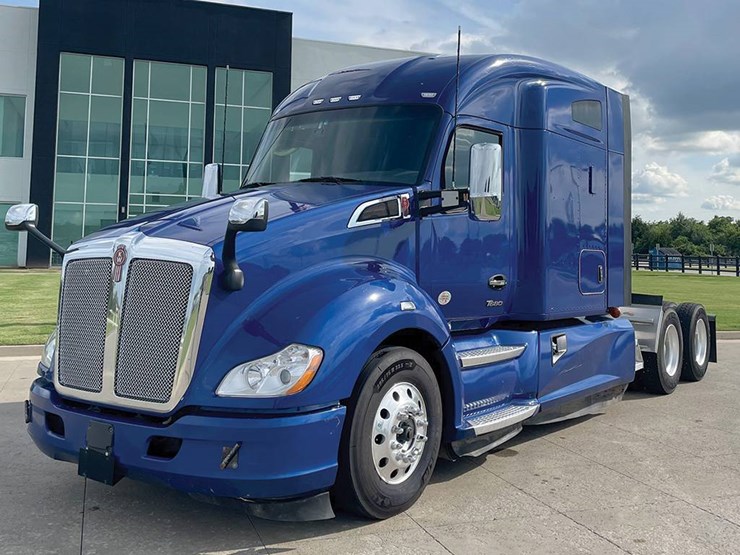 2022-kenworth-t680-image-1