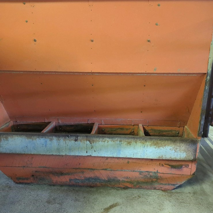Smidley Livestock Feeder 7'x3'x8'