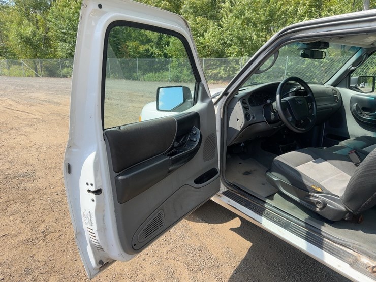 2009-ford-ranger-xlt-image-16