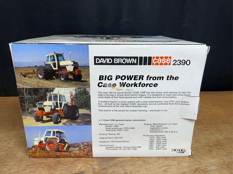 1/16-case-david-brown-2390-2008-ttt-nib-ertl-image-11