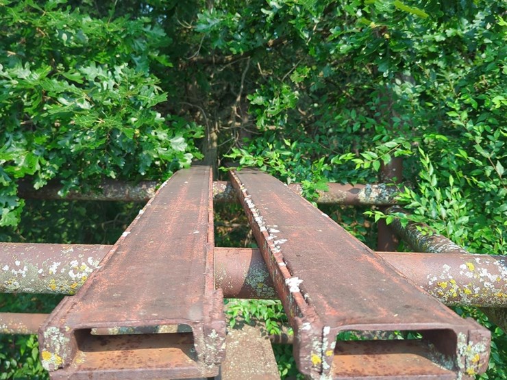 8'-long-x-6"-wide-pallet-forks-image-2