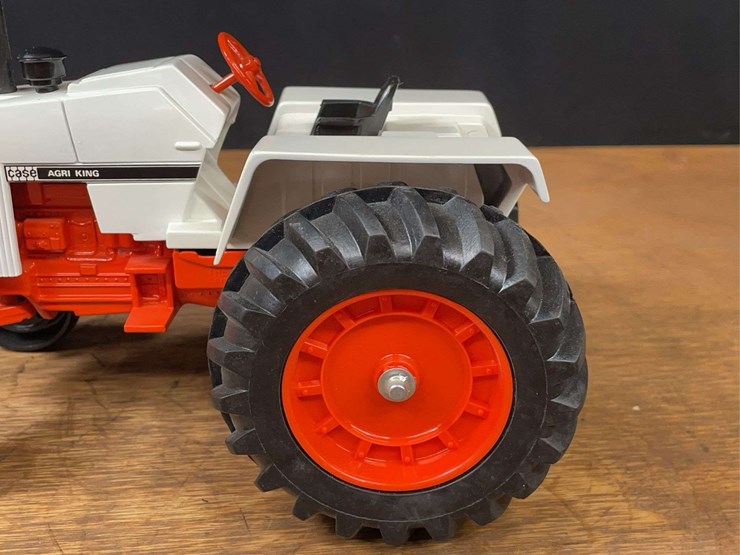 1/16-case-1175-ertl-image-12