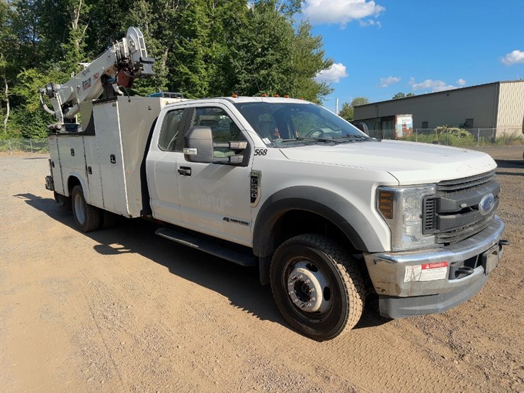 2019-ford-f550-xl-image-7