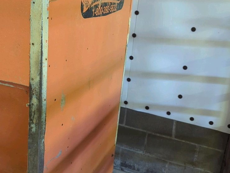 smidley-livestock-feeder-7'x3'x8'-image-3