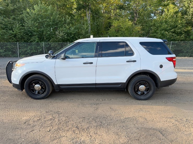 2013-ford-explorer-image-2