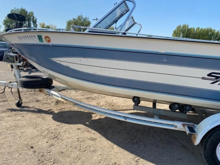 1993-spectrum-by-blue-fin-1956,-19ft.-6in.,4.3l-v6-image-17