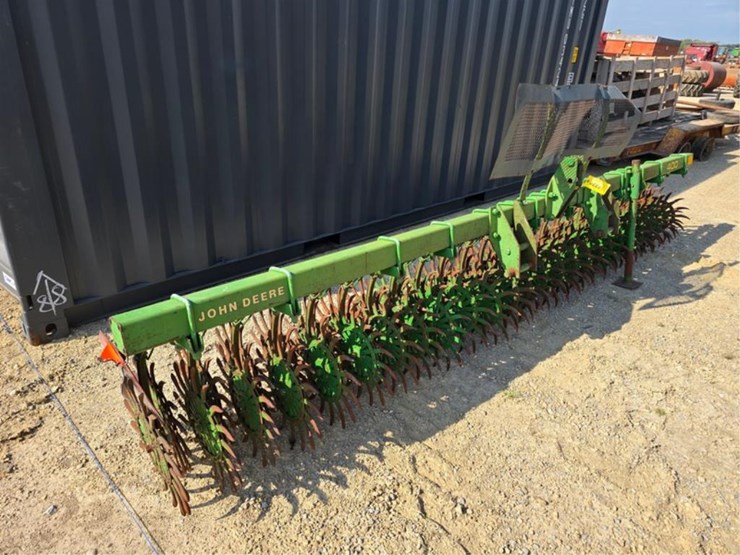 john-deere-400-image-4