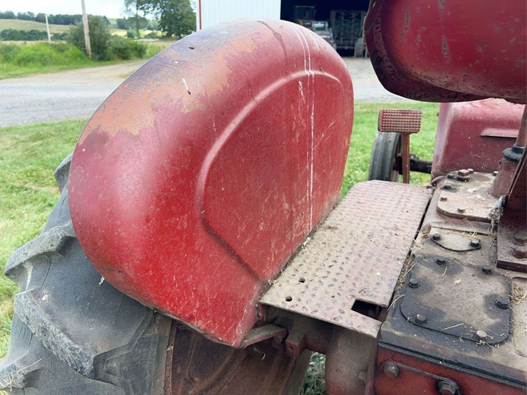 massey-ferguson-22-image-42