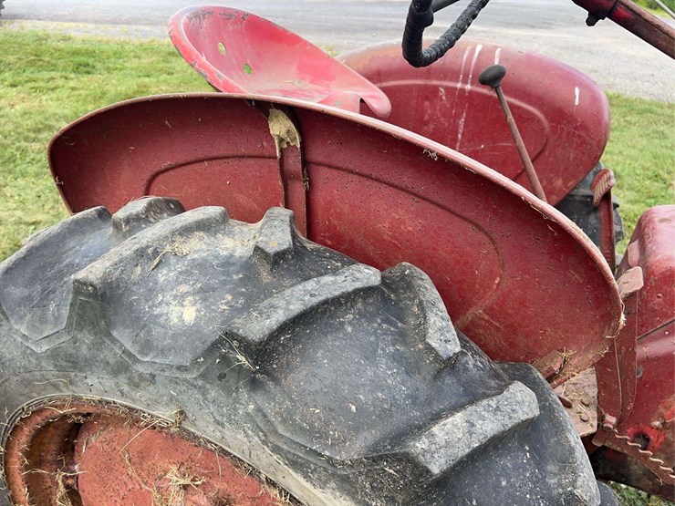 massey-ferguson-22-image-30