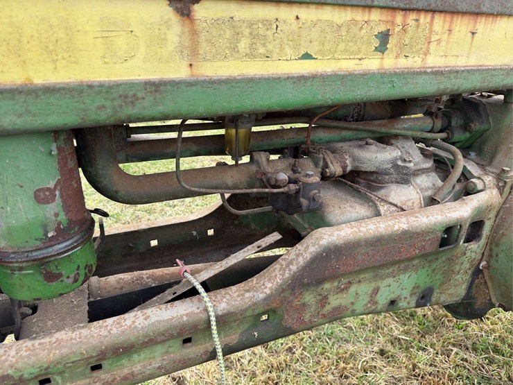 john-deere-b-image-13