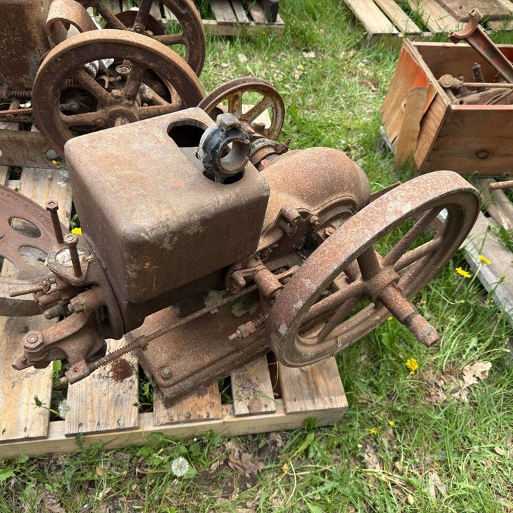 MCCORMICK M