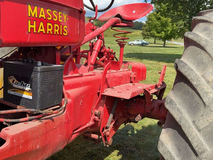 massey-ferguson-44-image-48