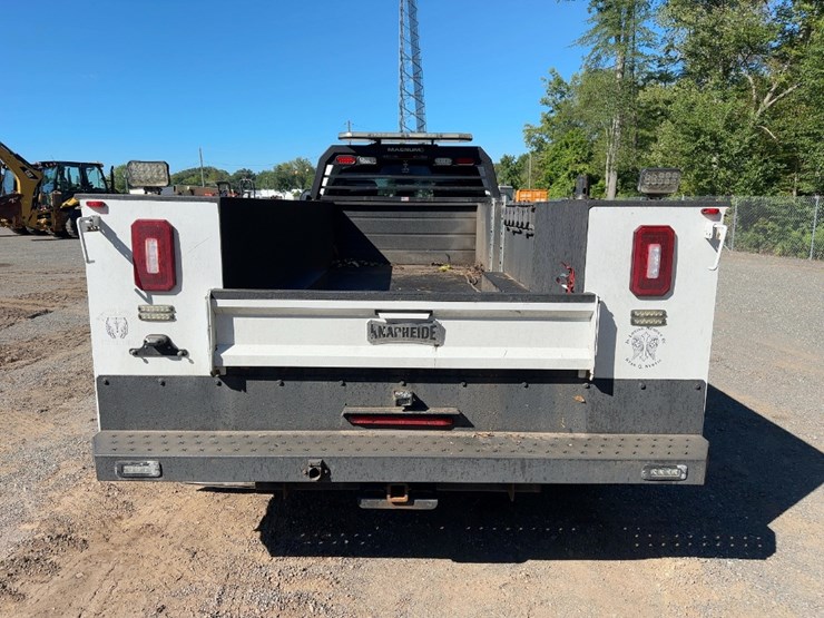 2019-ford-f550-xl-image-5