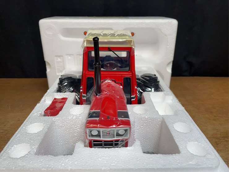 1/16-ih-1066-2006-ttt-nib-ertl-image-3