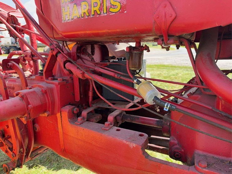 massey-ferguson-44-image-35