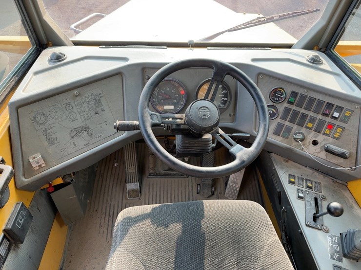 1999-volvo-a30c-image-37