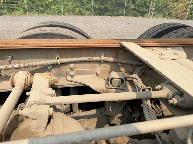 2018-kenworth-t800-image-18